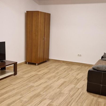 Apartamente Livada Râmnicu Vâlcea Buitenkant foto