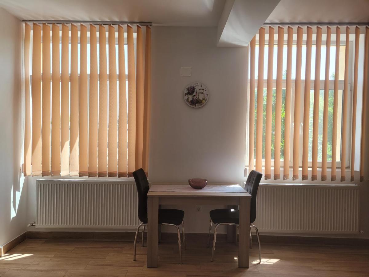 Apartamente Livada Râmnicu Vâlcea Buitenkant foto