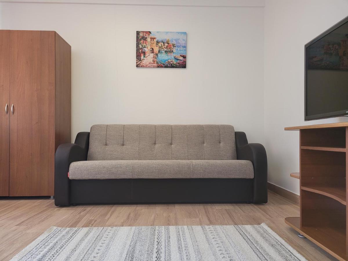 Apartamente Livada Râmnicu Vâlcea Buitenkant foto