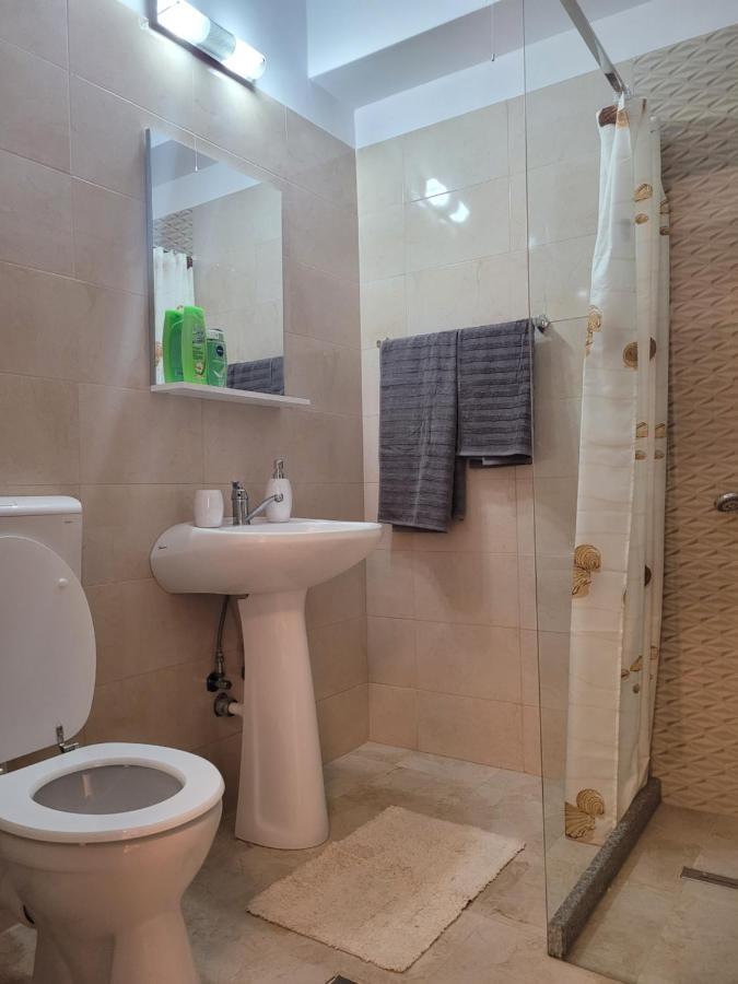 Apartamente Livada Râmnicu Vâlcea Buitenkant foto