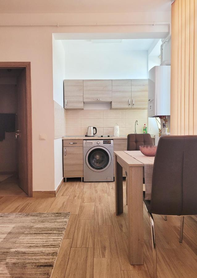 Apartamente Livada Râmnicu Vâlcea Buitenkant foto