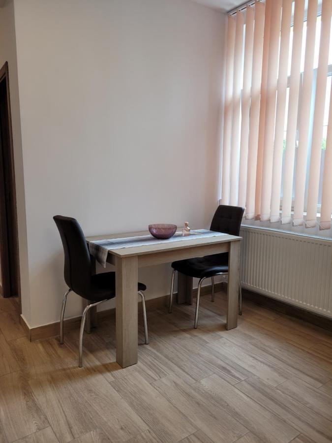 Apartamente Livada Râmnicu Vâlcea Buitenkant foto