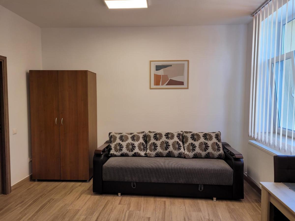 Apartamente Livada Râmnicu Vâlcea Buitenkant foto
