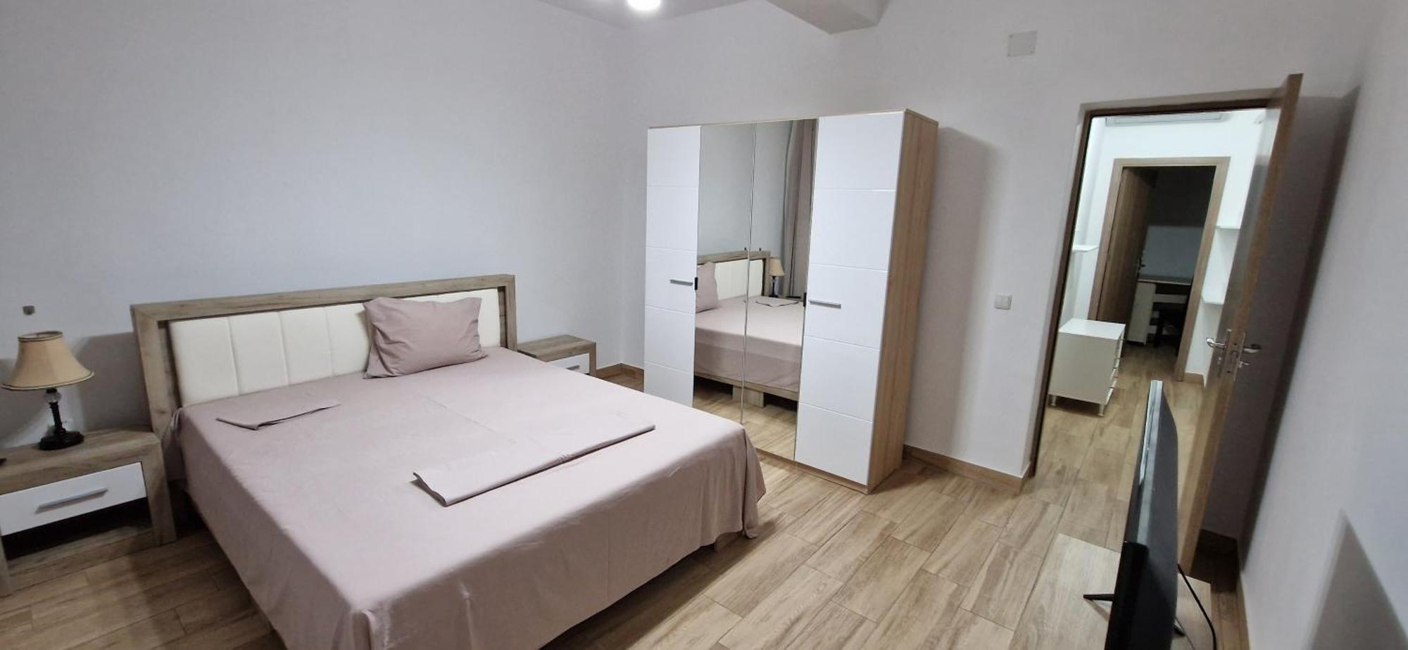 Apartamente Livada Râmnicu Vâlcea Buitenkant foto